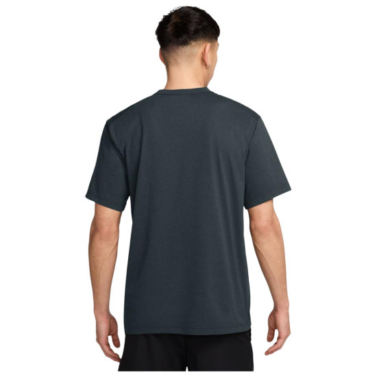 Nike Ανδρική κοντομάνικη μπλούζα Hyverse Dri-FIT UV Versatile T-Shirt